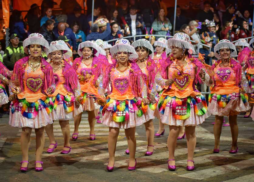 Danzantes de la Cullaguada del Carnaval de Oruro Bolivia Foto Marcelo Meneses "Alma Tunante"