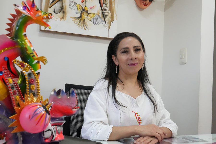 Voces del Carnaval de Oruro - Diseñadora Carla Pinky